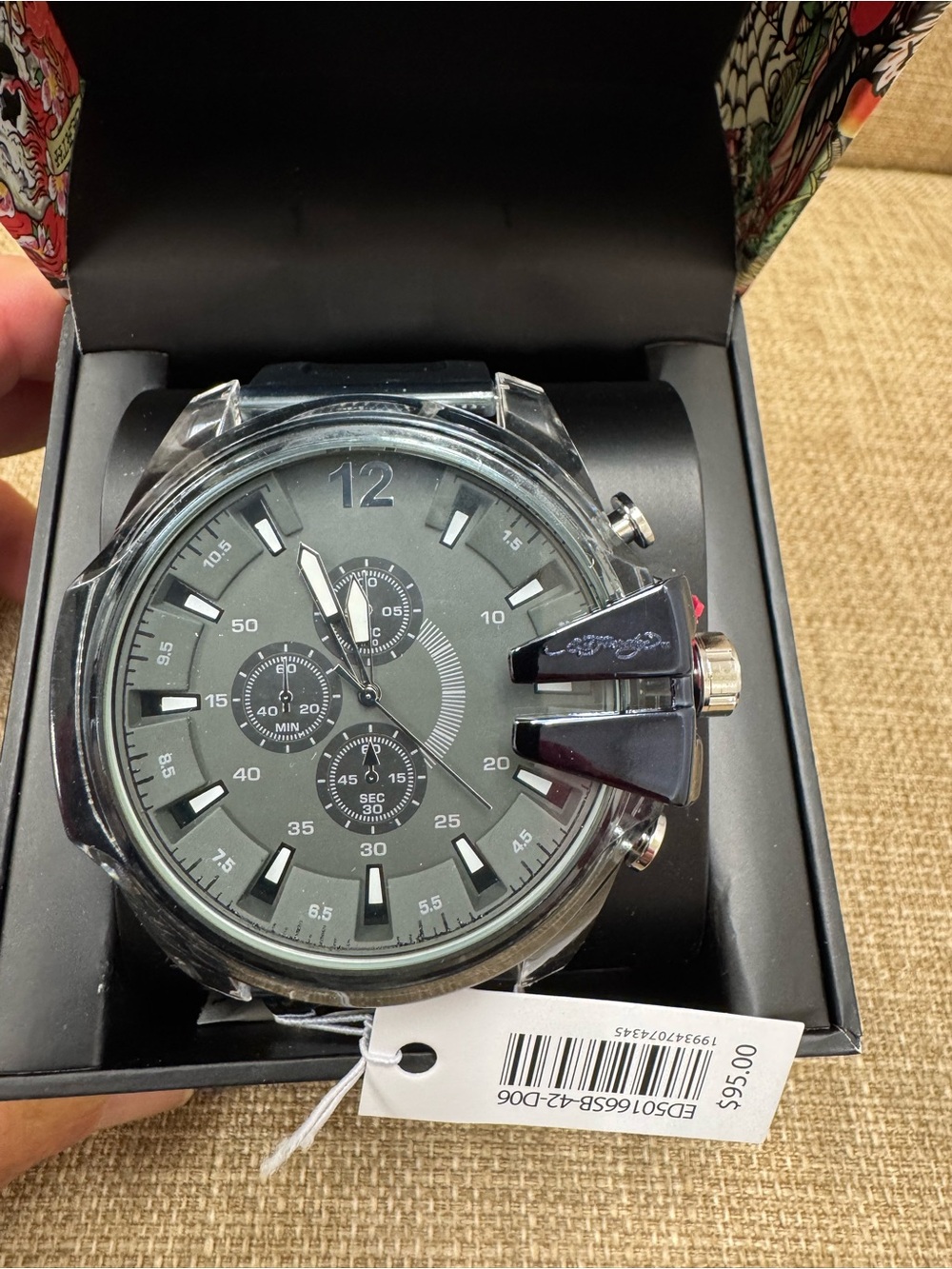 Ed Hardy Men’s Quartz Chronograph Gray Dial Black Rubber Strap Watch 48mm Box